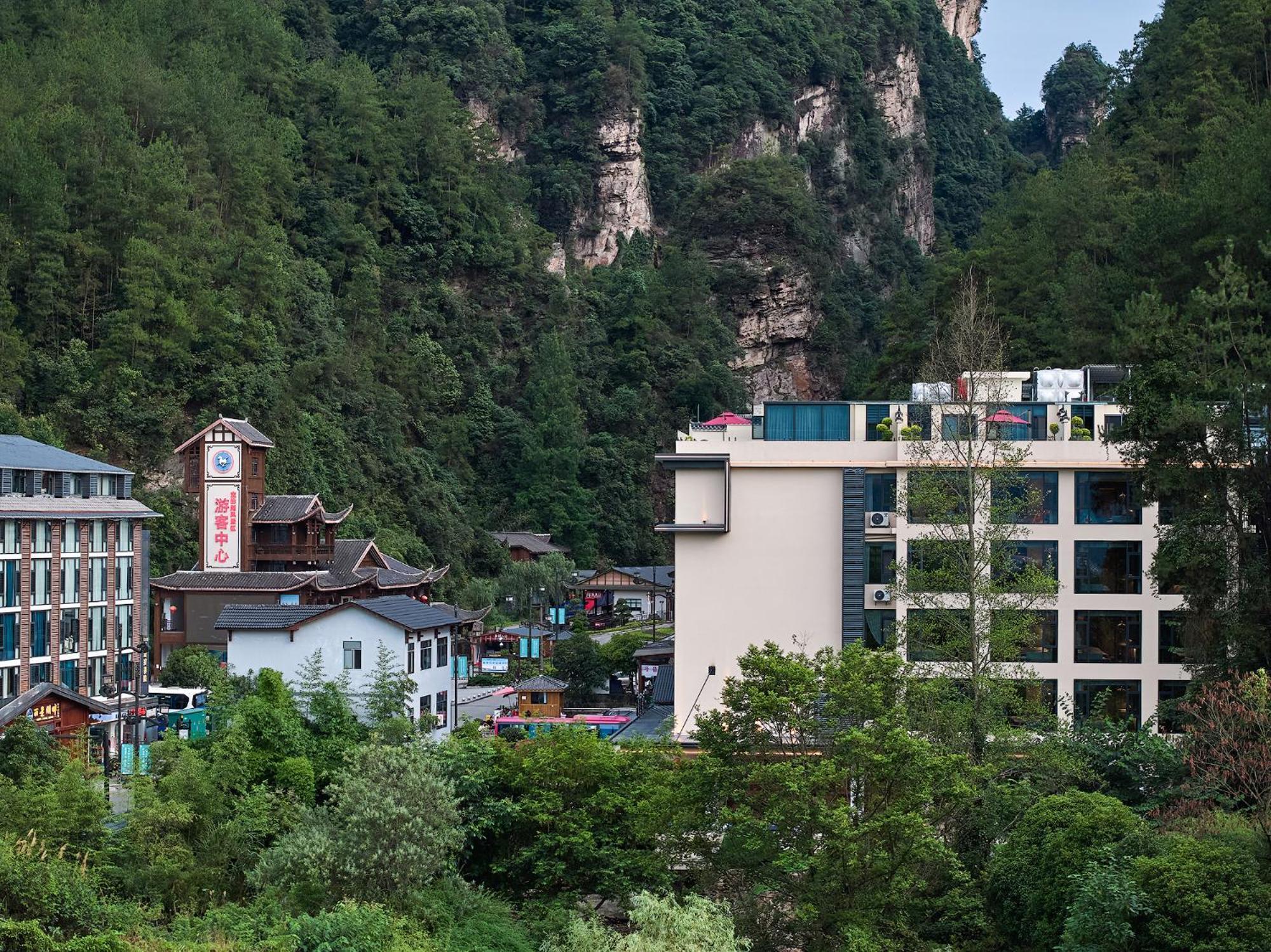 Zhangjiajie Utopia Hotel--Free One Way Pick Up Service Over 2 Nights Buitenkant foto